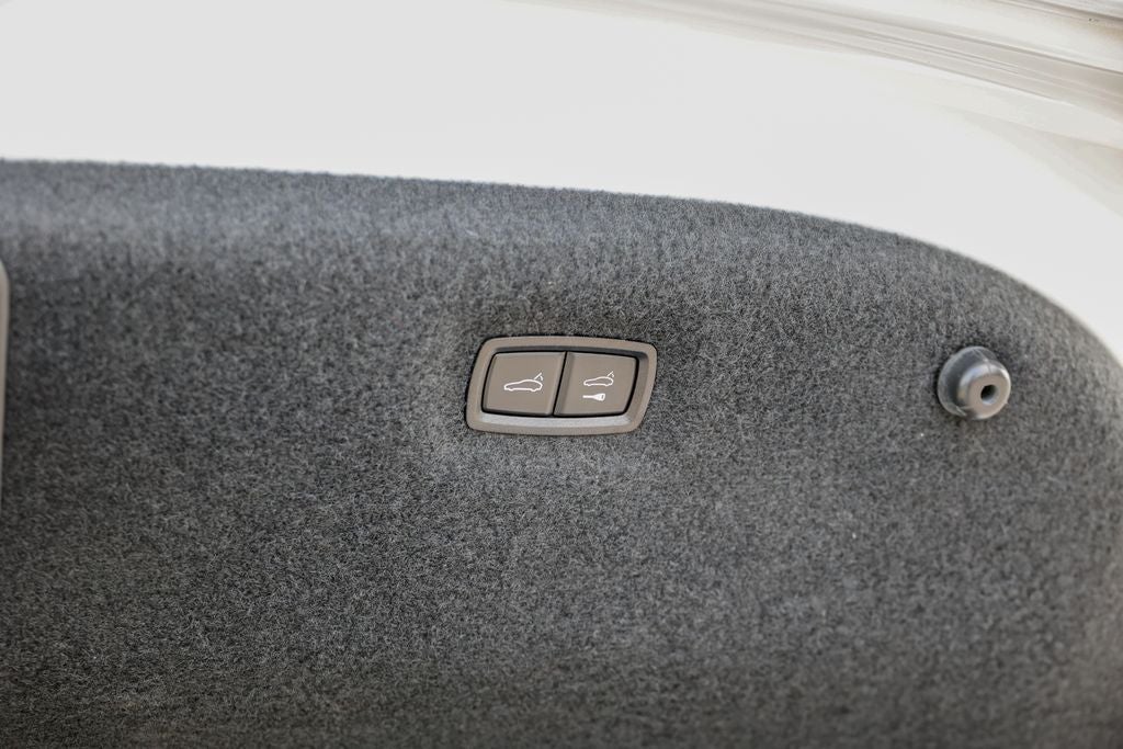 2021 Porsche Taycan Base