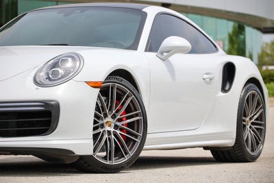 2018 Porsche 911 Turbo
