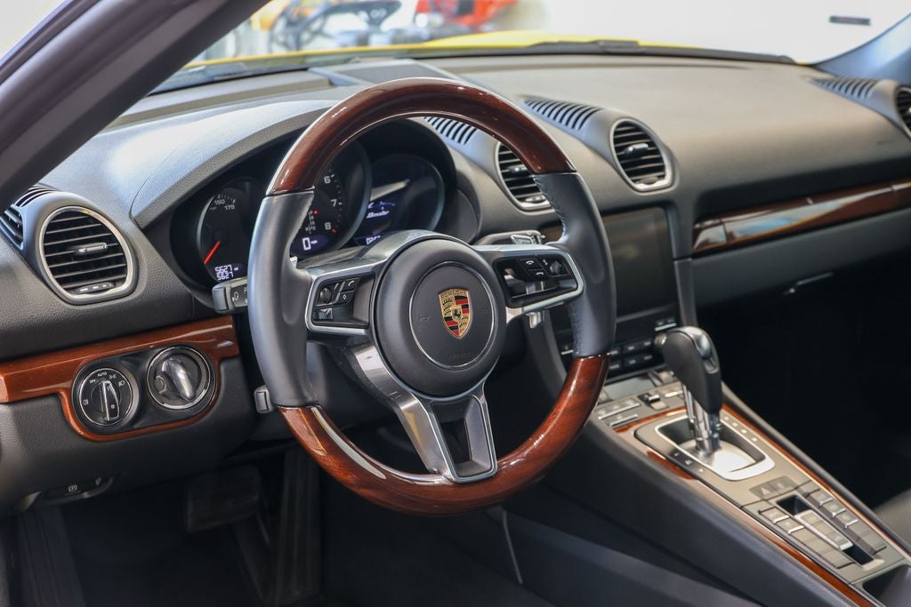 2024 Porsche 718 Boxster Base