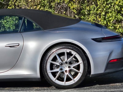 2025 Porsche 911 Base
