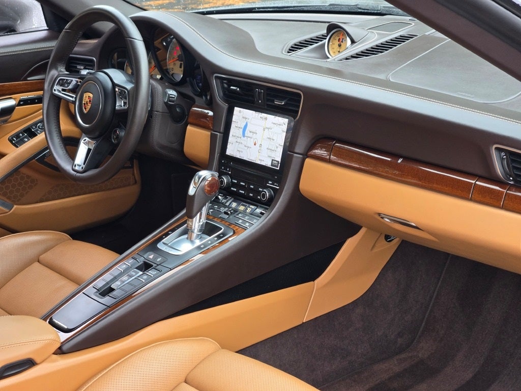 2017 Porsche 911 Turbo