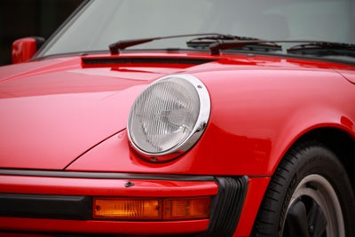 1985 Porsche 911 Carrera
