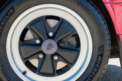 1985 Porsche 911 Carrera