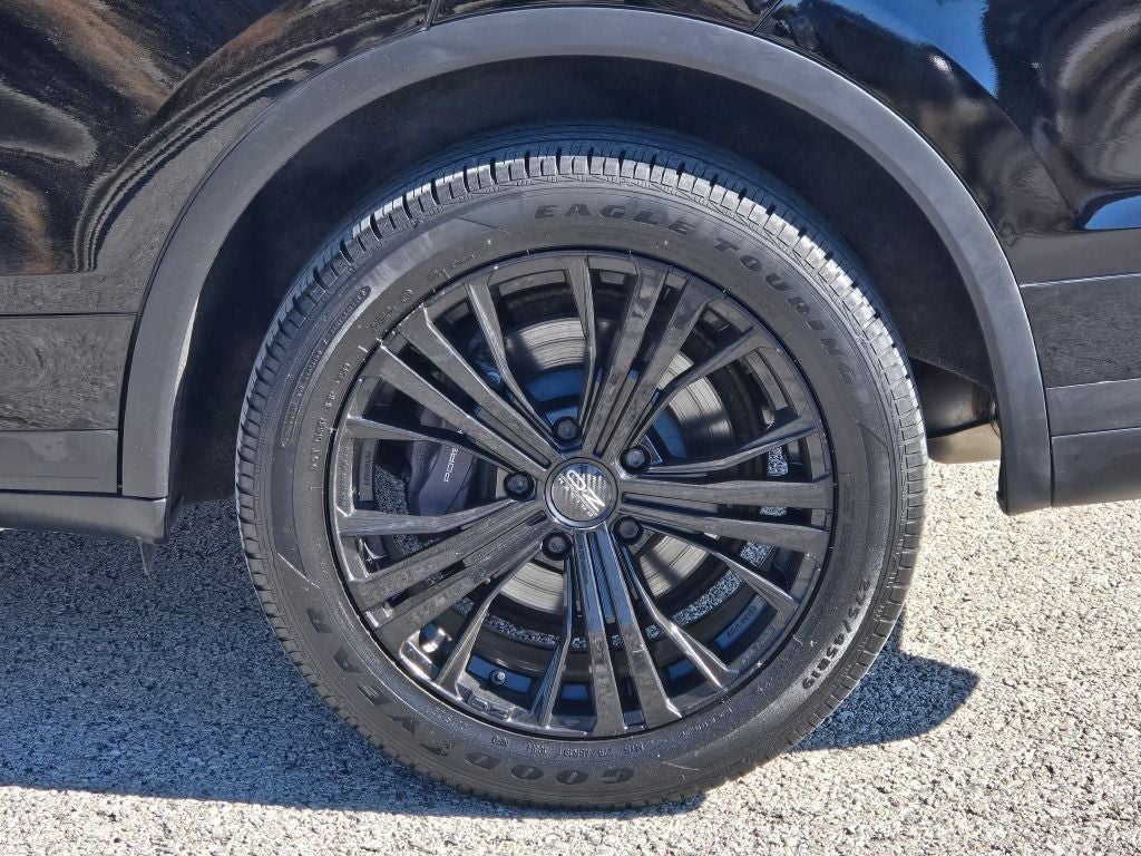 2018 Porsche Cayenne Base