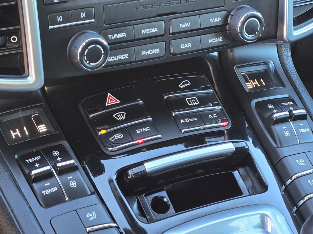 2018 Porsche Cayenne Base