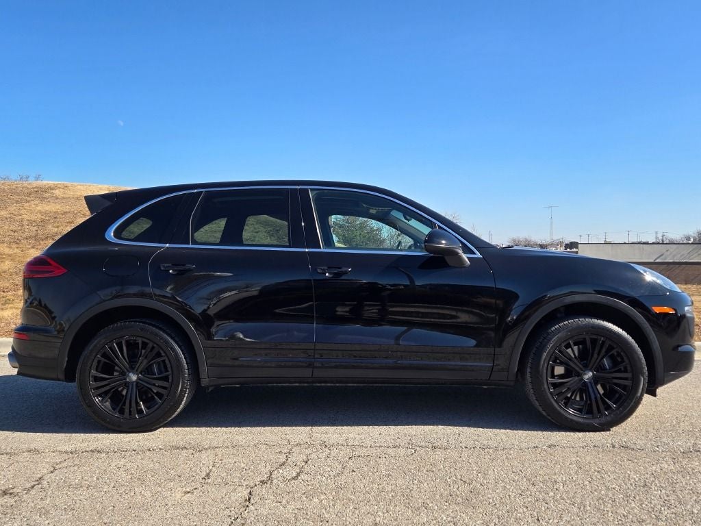 2018 Porsche Cayenne Base