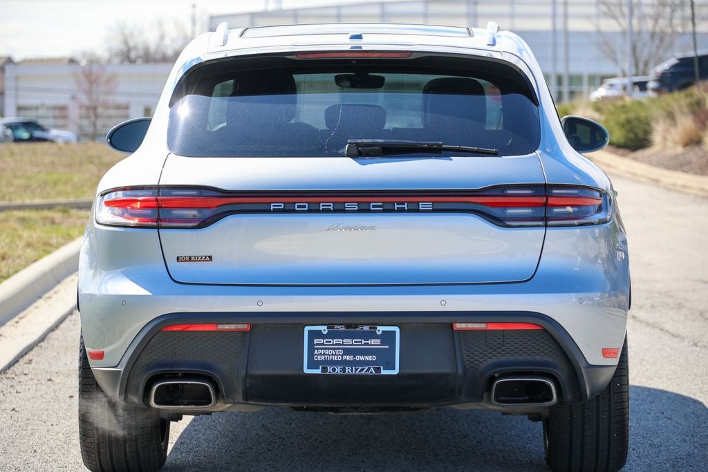 2025 Porsche Macan Base