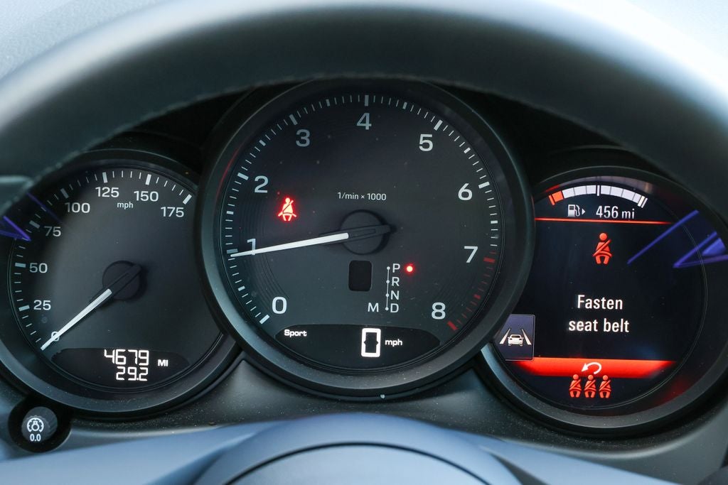 2025 Porsche Macan Base