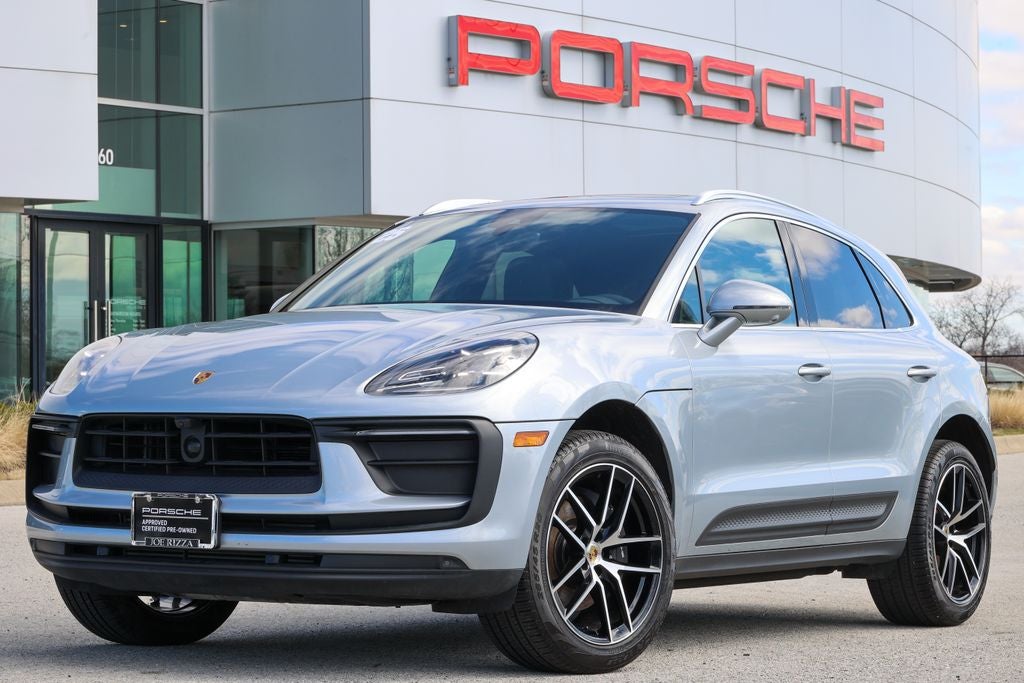 2025 Porsche Macan Base