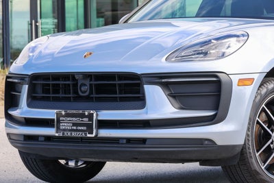 2025 Porsche Macan Base