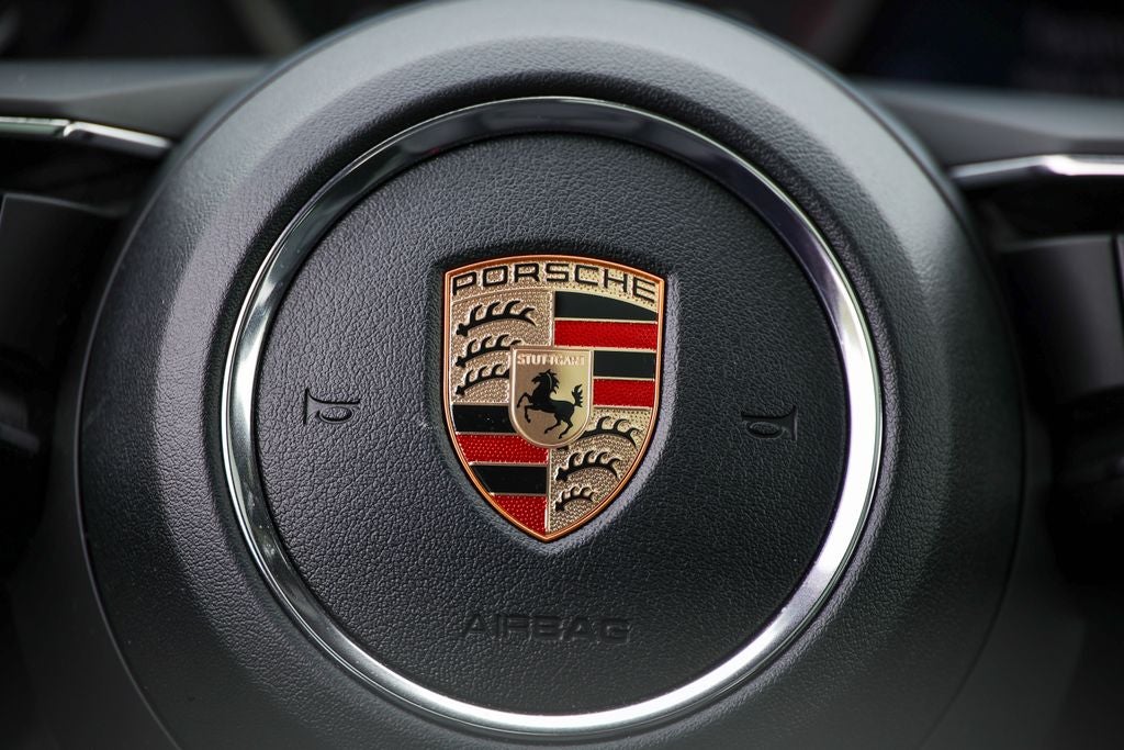 2026 Porsche Macan Base