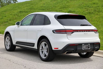 2026 Porsche Macan Base