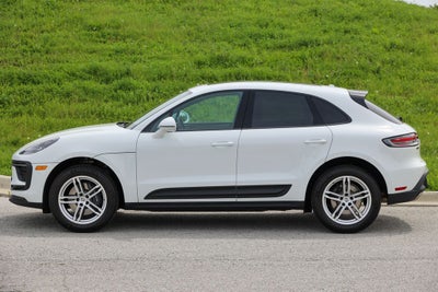 2026 Porsche Macan Base