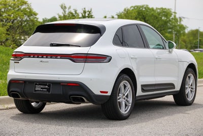 2026 Porsche Macan Base