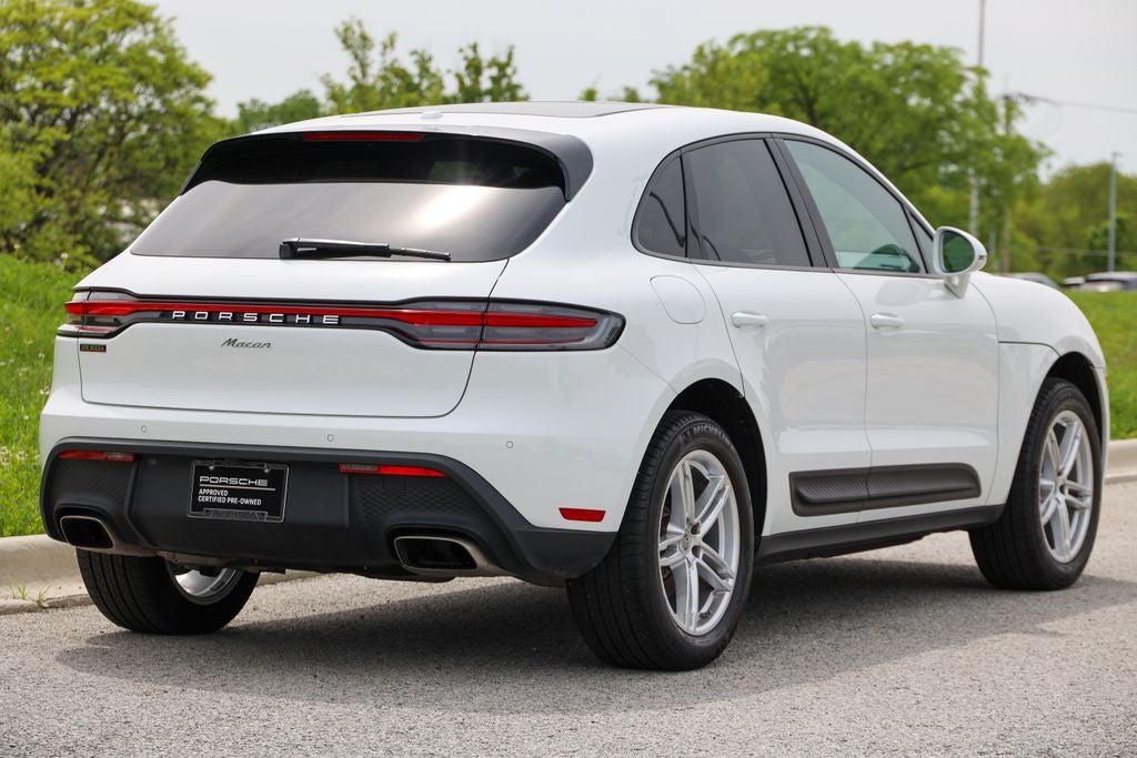 2026 Porsche Macan Base