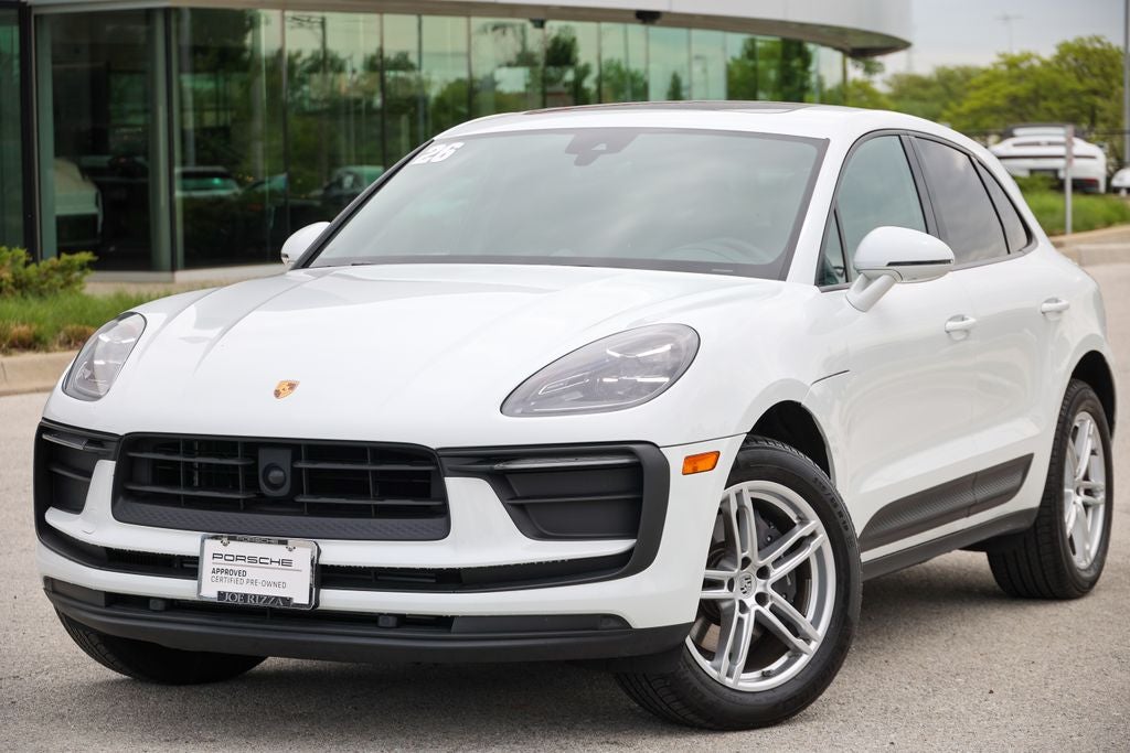 2026 Porsche Macan Base