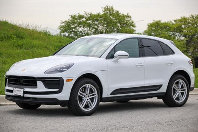2026 Porsche Macan Base