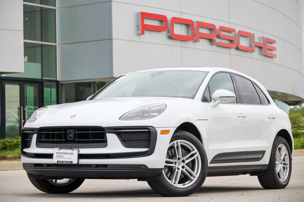 2026 Porsche Macan Base