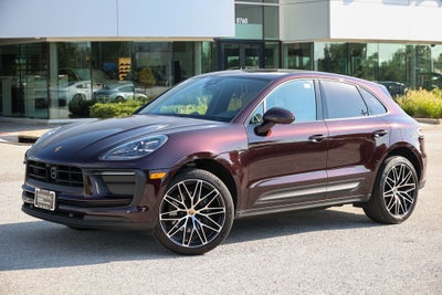 2026 Porsche Macan Base