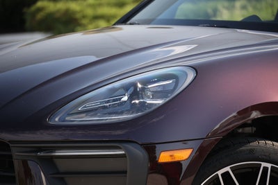 2026 Porsche Macan Base