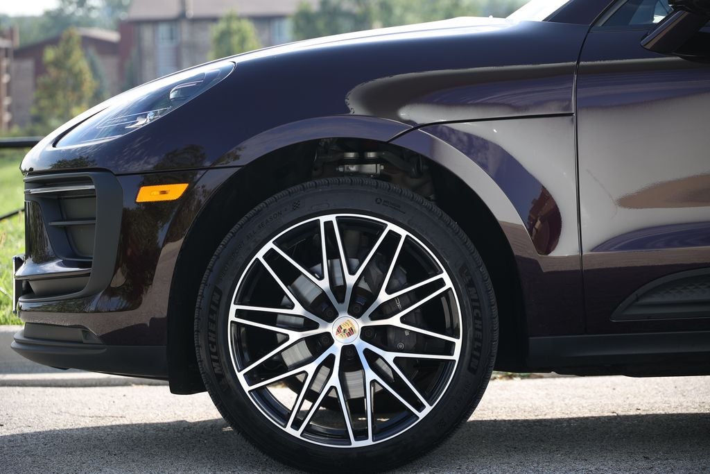 2026 Porsche Macan Base