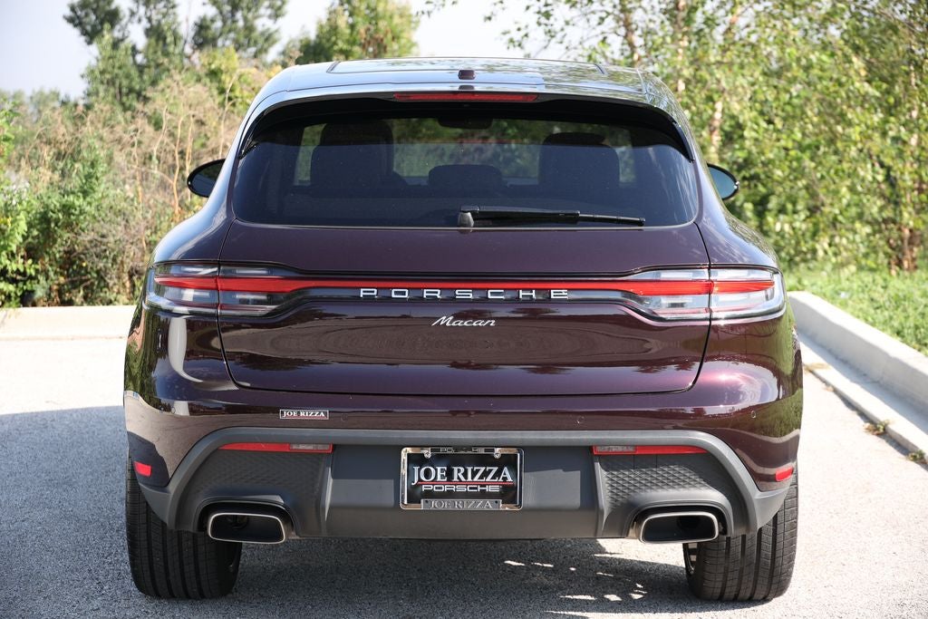 2026 Porsche Macan Base