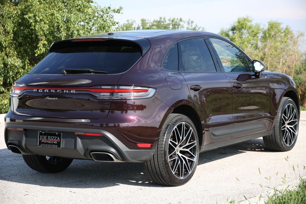 2026 Porsche Macan Base
