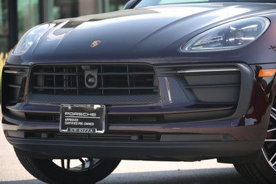 2026 Porsche Macan Base