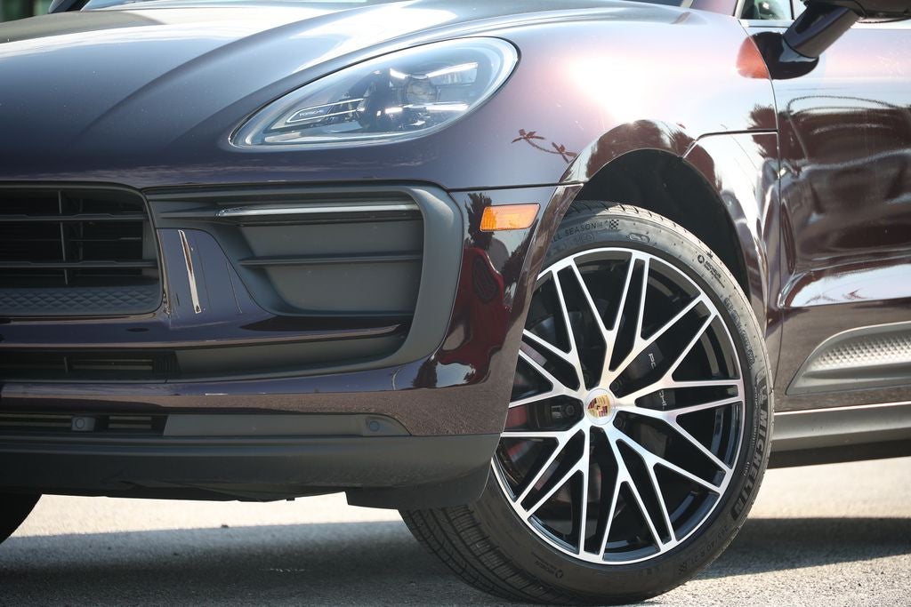 2026 Porsche Macan Base