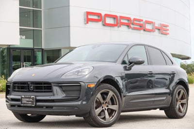 2026 Porsche Macan Base