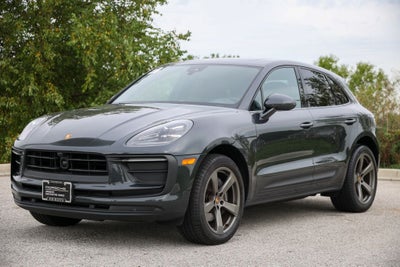 2026 Porsche Macan Base
