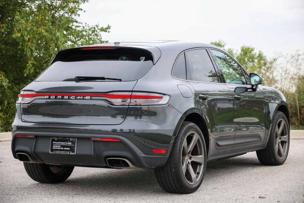 2026 Porsche Macan Base