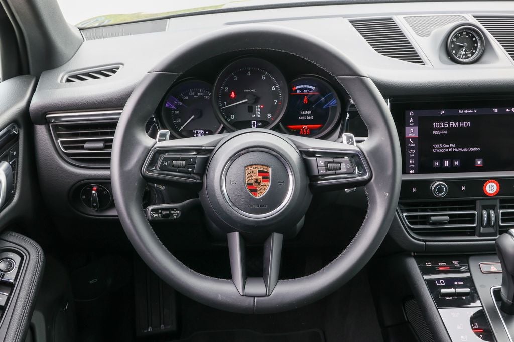 2026 Porsche Macan Base