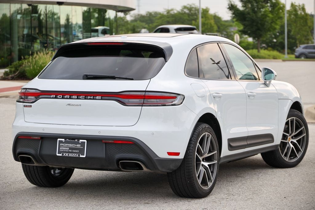 2026 Porsche Macan Base