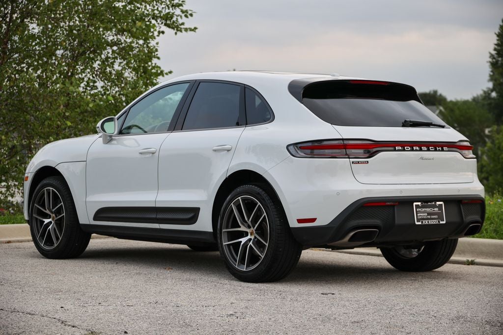 2026 Porsche Macan Base
