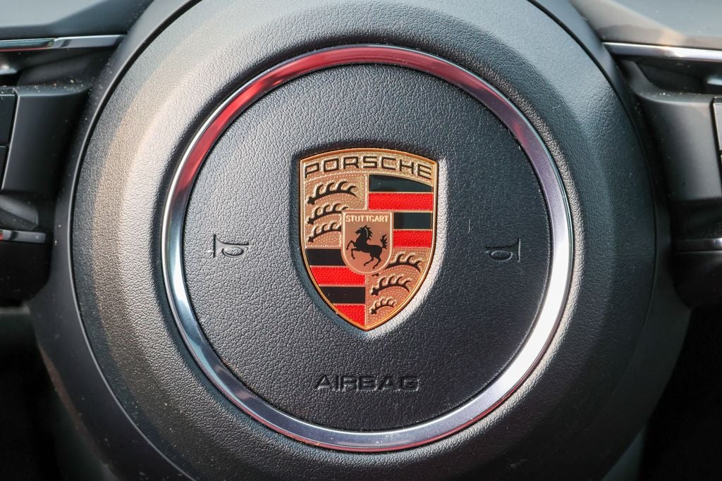 2026 Porsche Macan Base