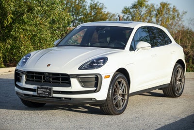 2026 Porsche Macan Base