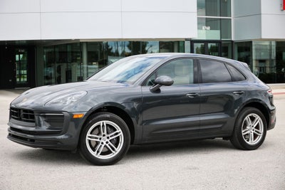 2023 Porsche Macan Base