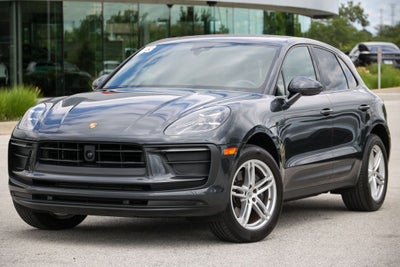 2023 Porsche Macan Base