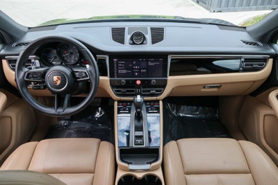 2023 Porsche Macan Base