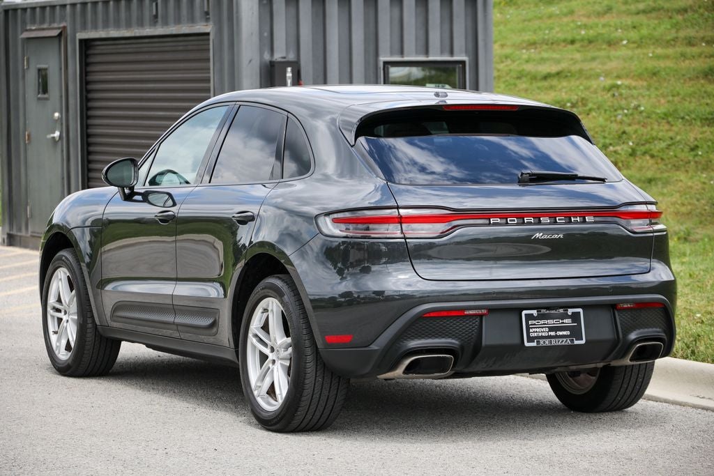 2023 Porsche Macan Base