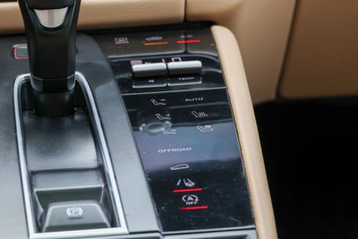 2023 Porsche Macan Base