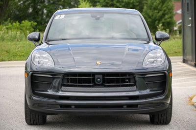 2023 Porsche Macan Base