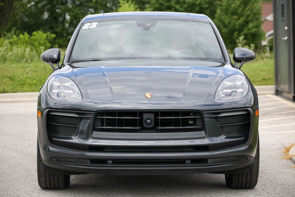 2023 Porsche Macan Base