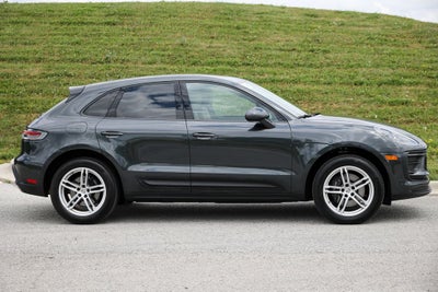 2023 Porsche Macan Base