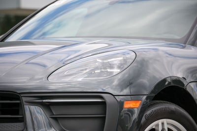 2023 Porsche Macan Base