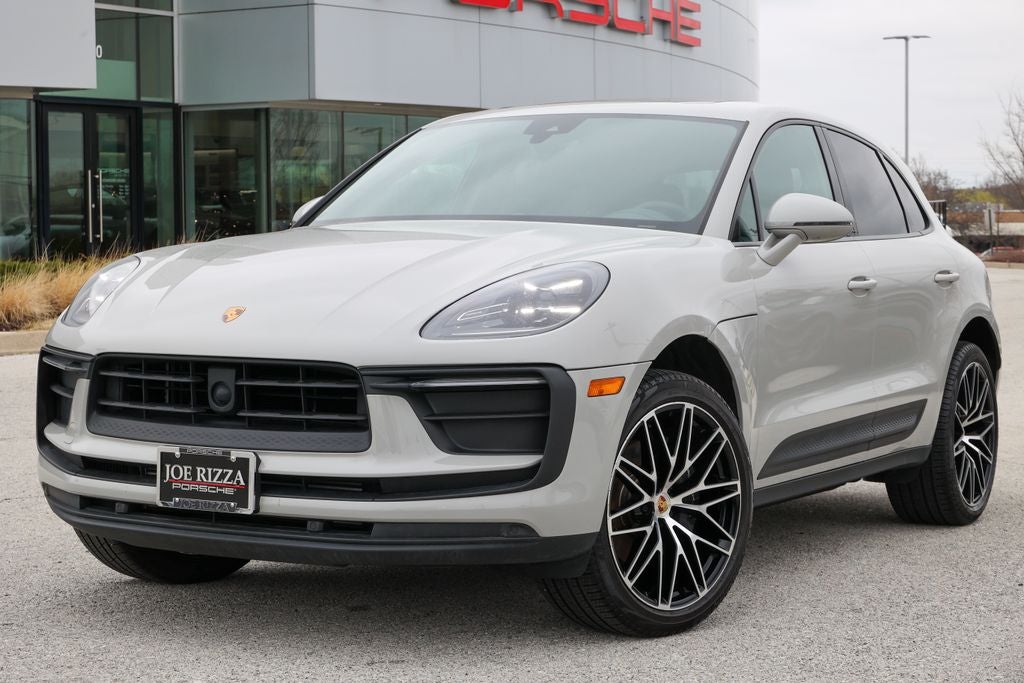 2026 Porsche Macan Base