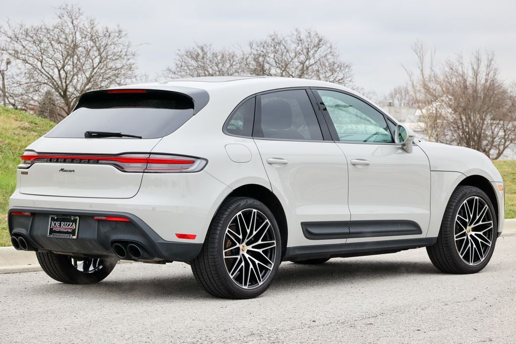 2026 Porsche Macan Base