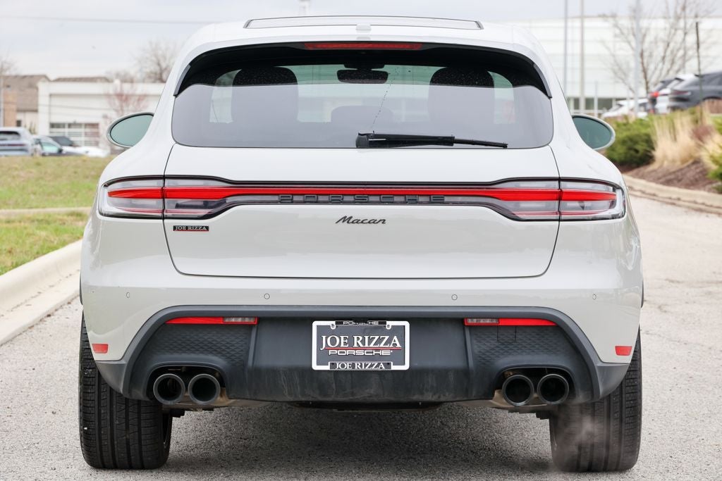2026 Porsche Macan Base