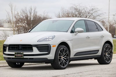 2026 Porsche Macan Base
